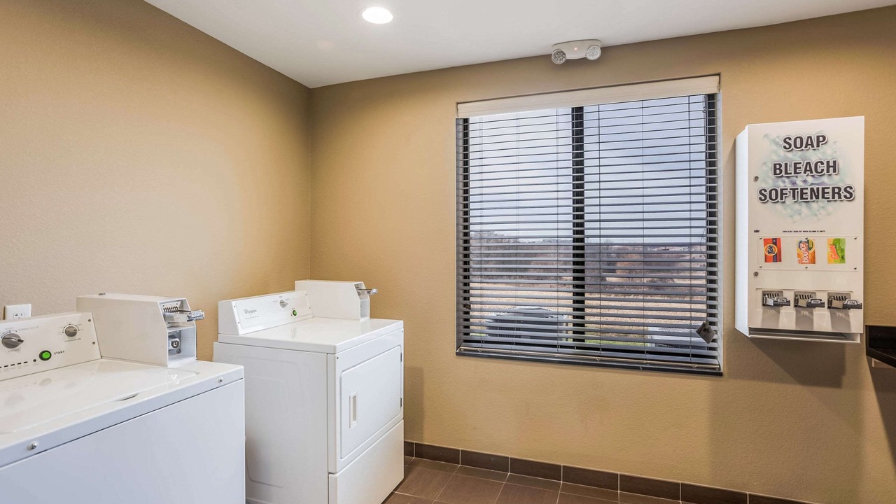 Photo of Bedroom in Hannibal