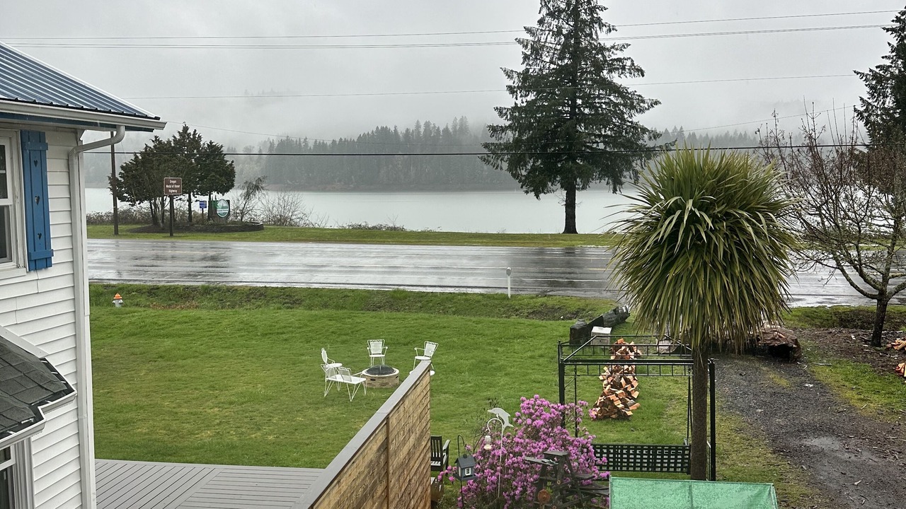 Photo of Outdoor in Sweet Home