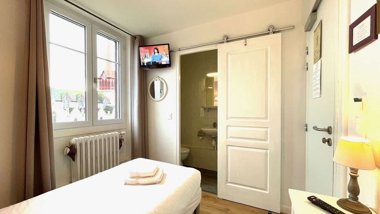 Photo of Bedroom in Cabourg