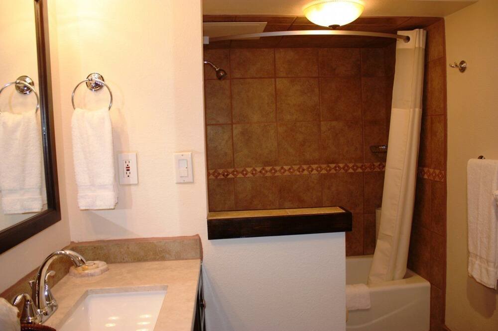 Photo of Bathroom in Elephant Butte