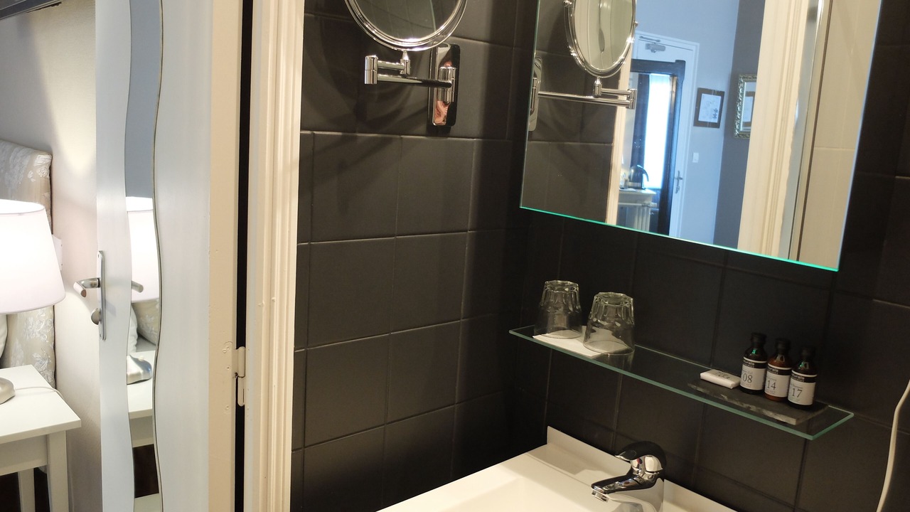 Photo of Bathroom in Montreuil-sur-Mer