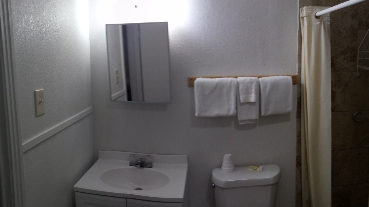 Photo of Bathroom in Lamesa