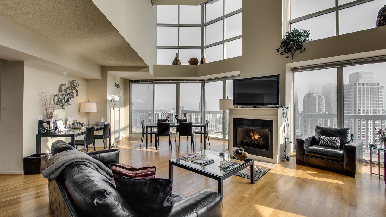 Photo of Livingroom in Downtown Chicago