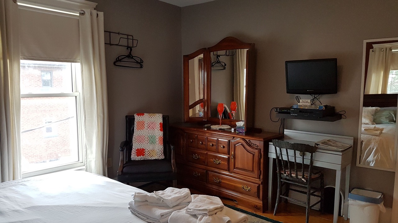 Photo of Bedroom in Walkerville