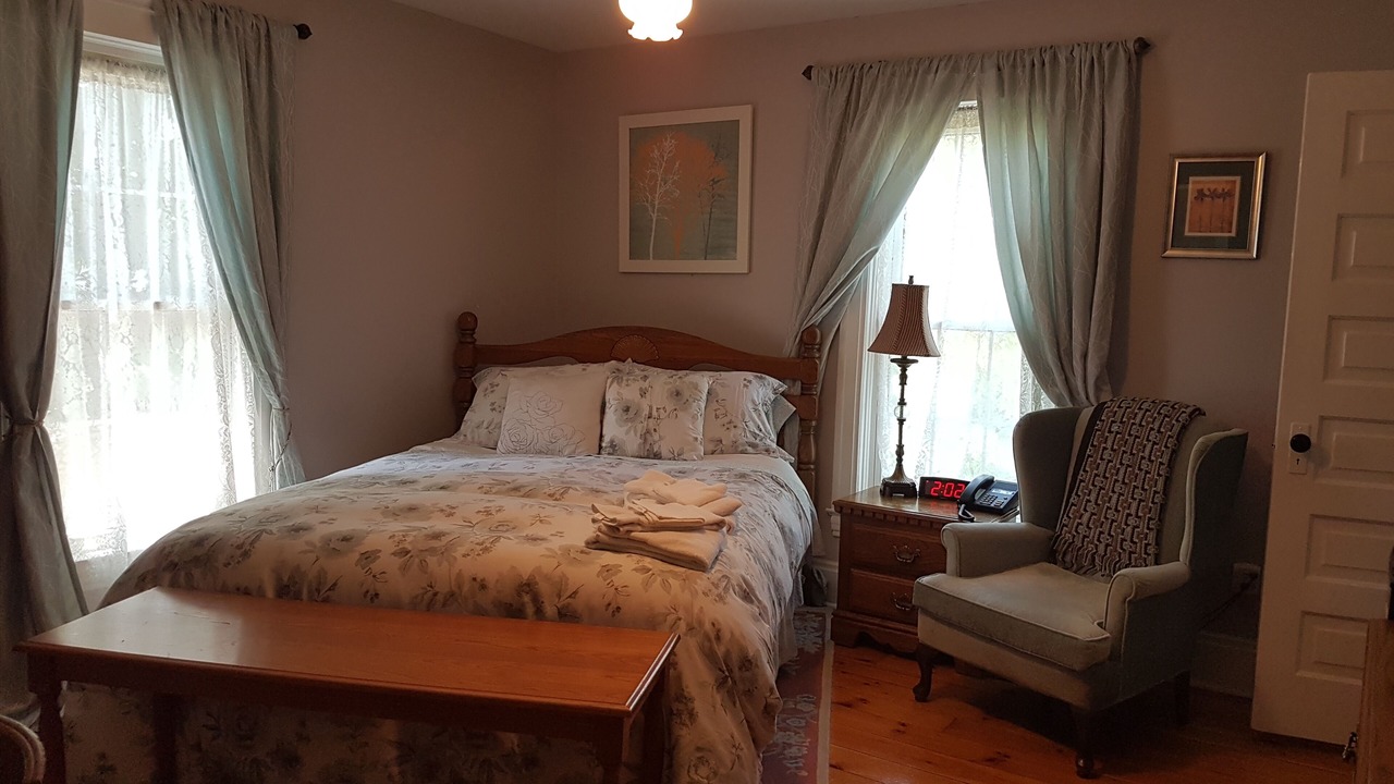 Photo of Bedroom in Walkerville