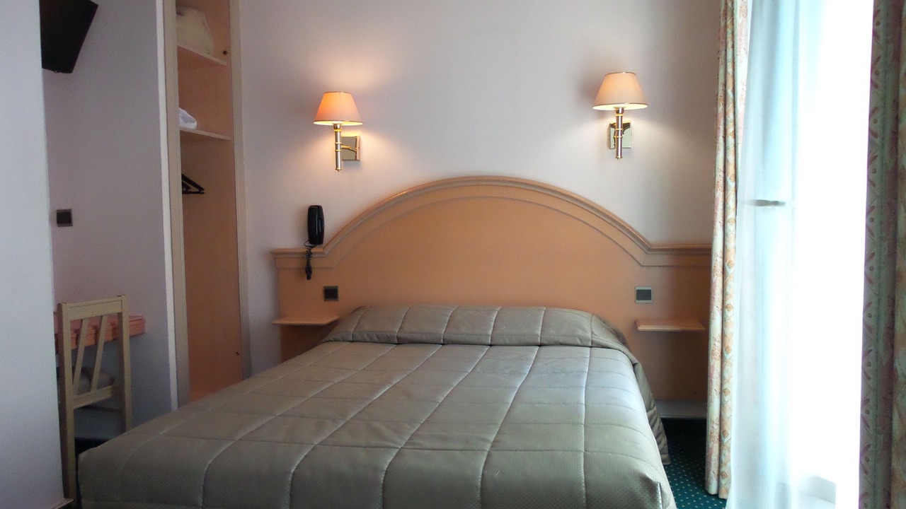 Photo of Bedroom in 5th Arrondissement