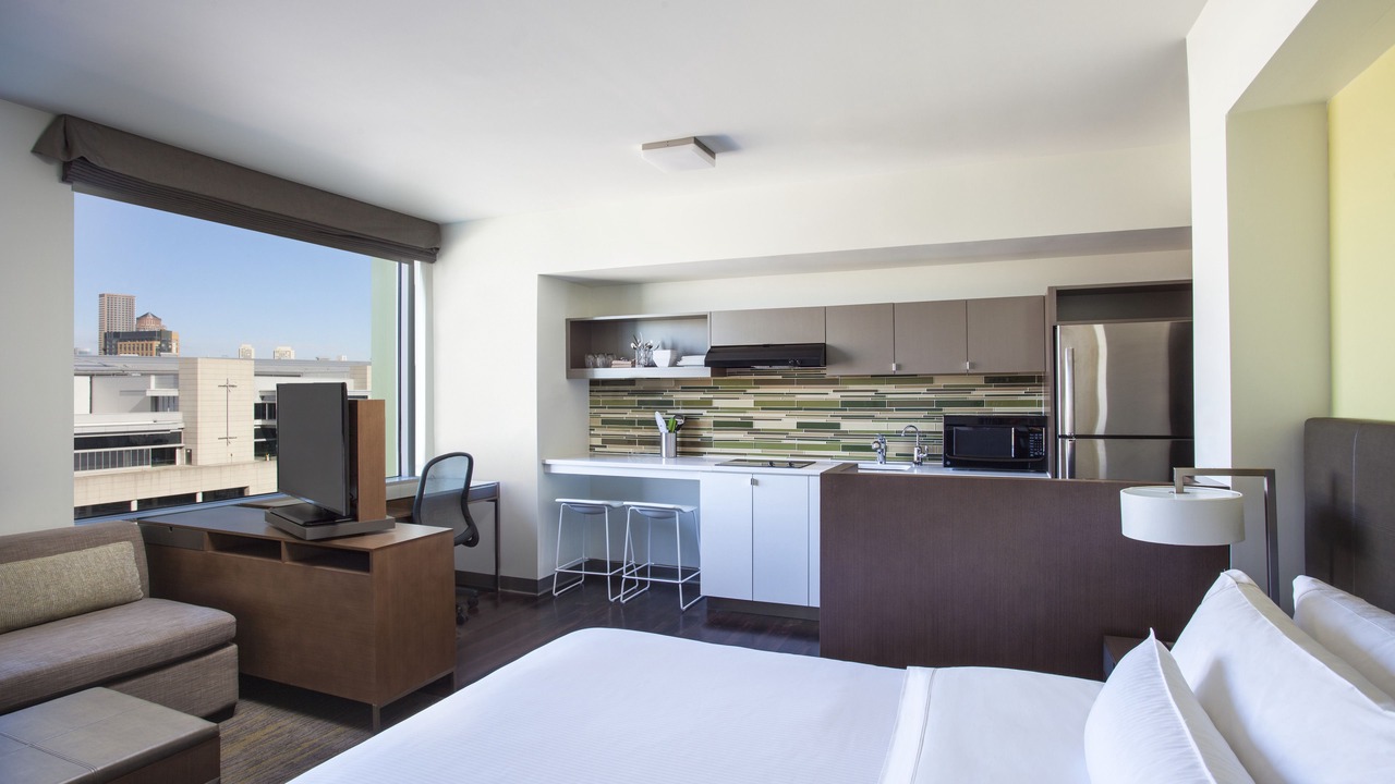 Photo of Livingroom in D Street - West Broadway