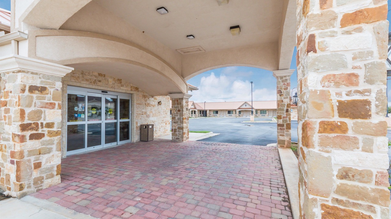 Photo of Others in Floresville