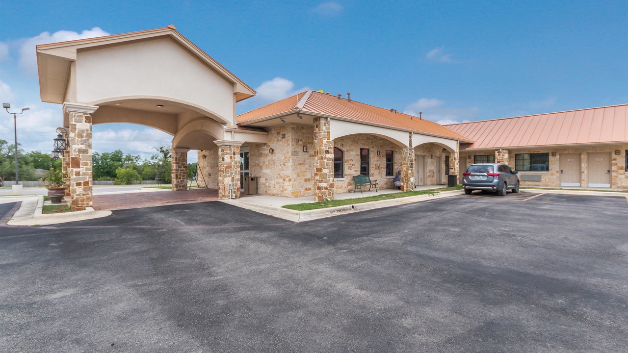 Photo of Outdoor in Floresville