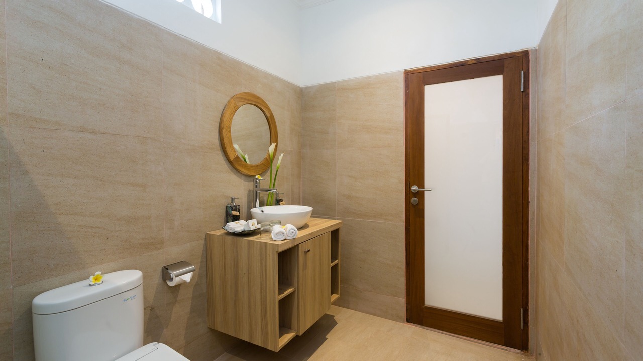 Photo of Bathroom in Kedewatan