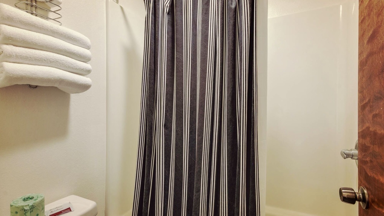 Photo of Bathroom in Wamego