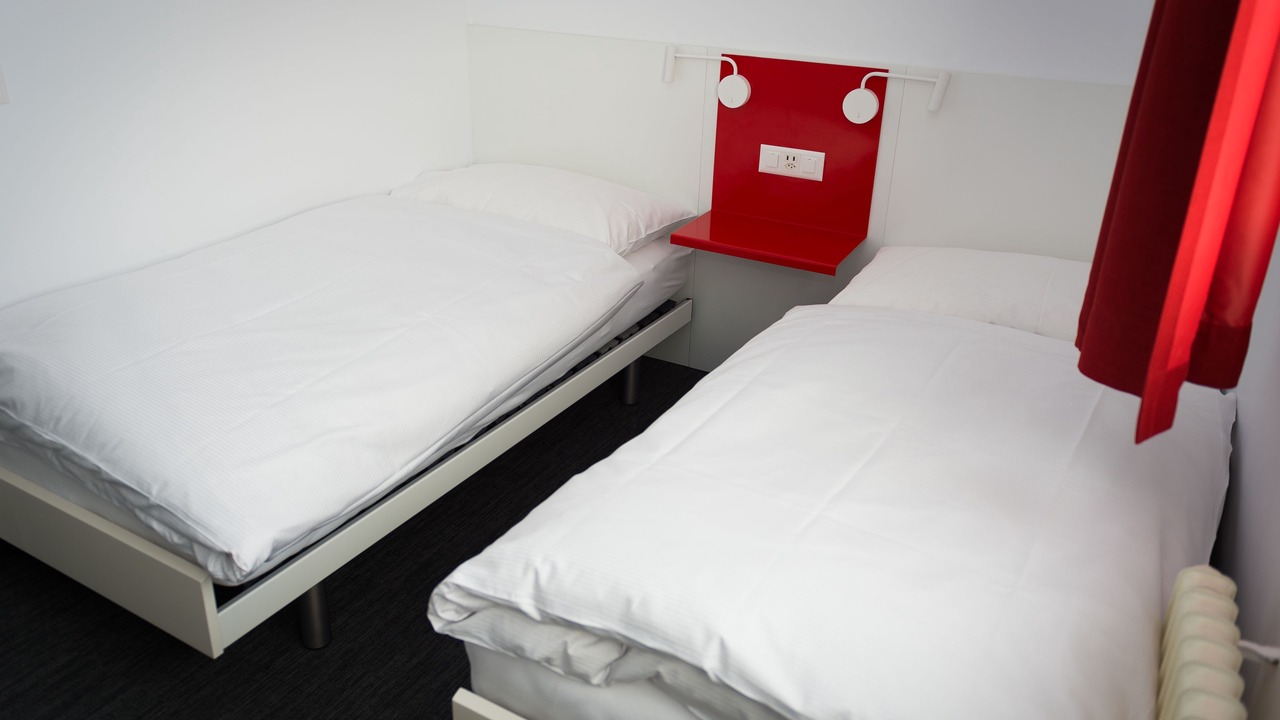 Photo of Bedroom in Noes