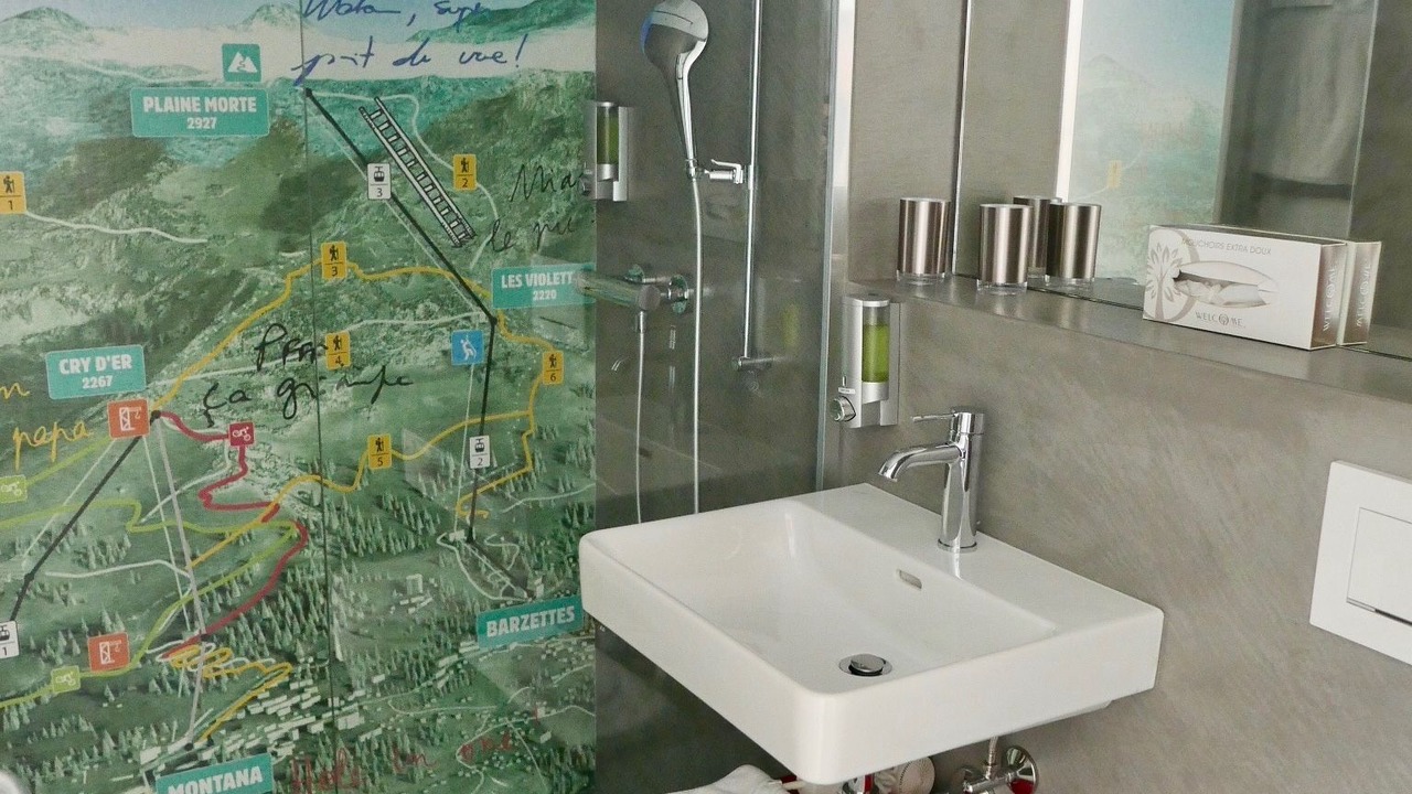 Photo of Bathroom in Noes