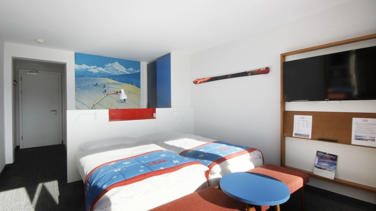 Photo of Bedroom in Noes