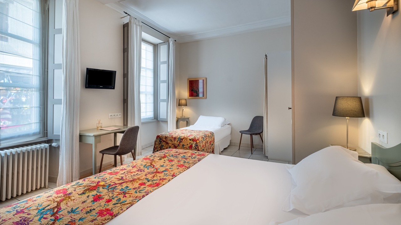 Photo of Bedroom in Azay-le-Rideau