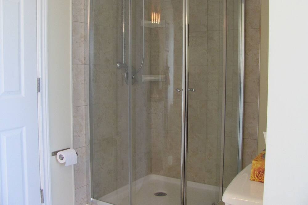 Photo of Bathroom in Virgil