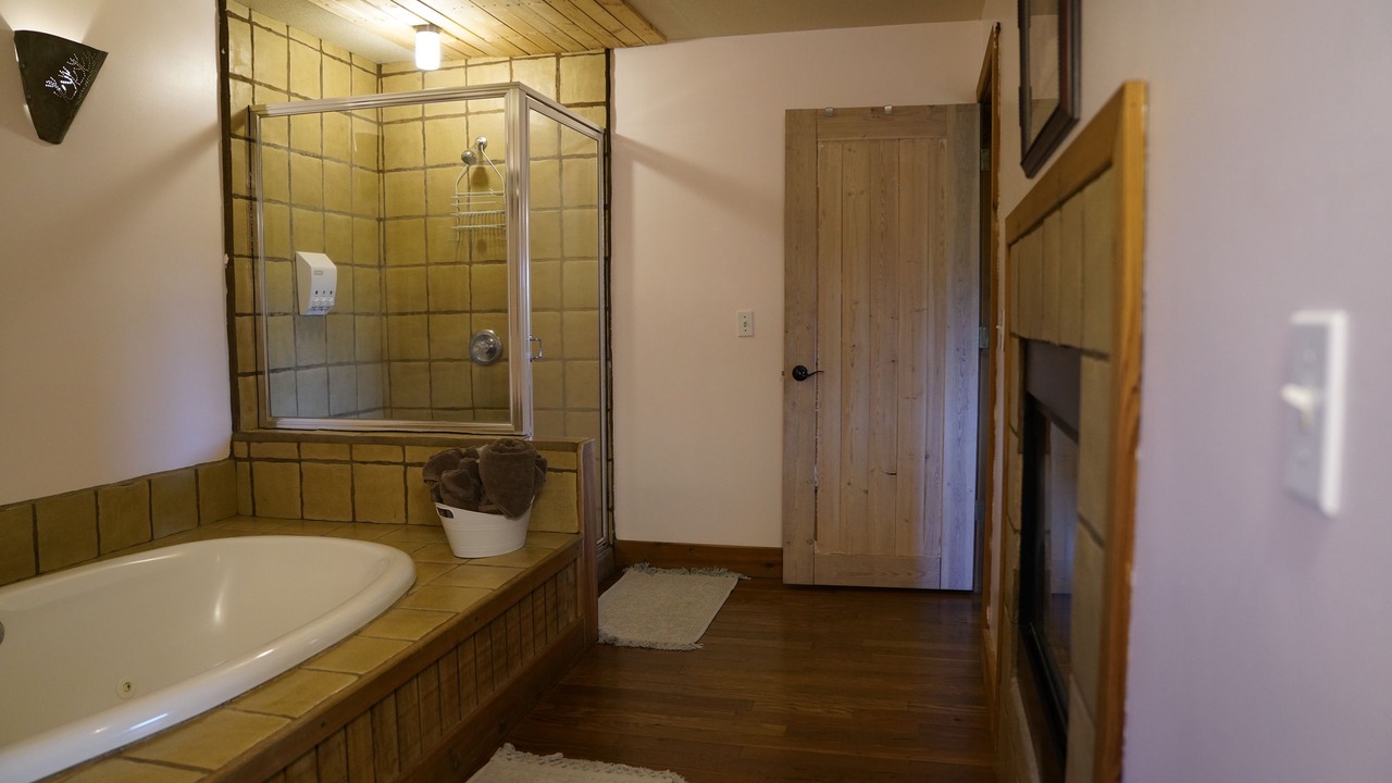 Photo of Bathroom in Lawrence