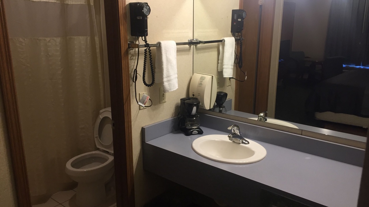 Photo of Bathroom in Lazbuddie