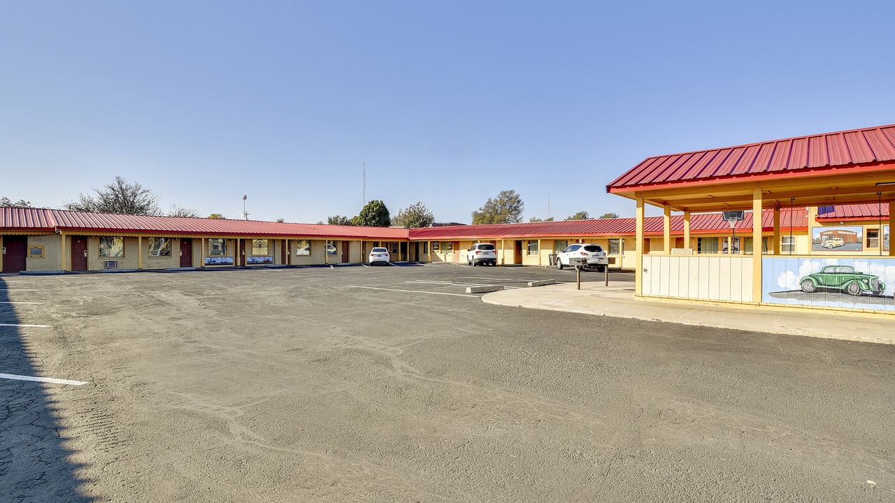 Photo of Outdoor in Shamrock