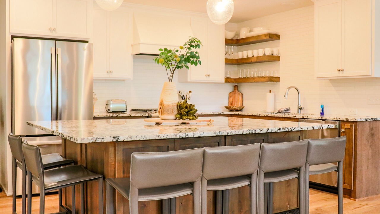 Photo of Kitchen in Lake Shore