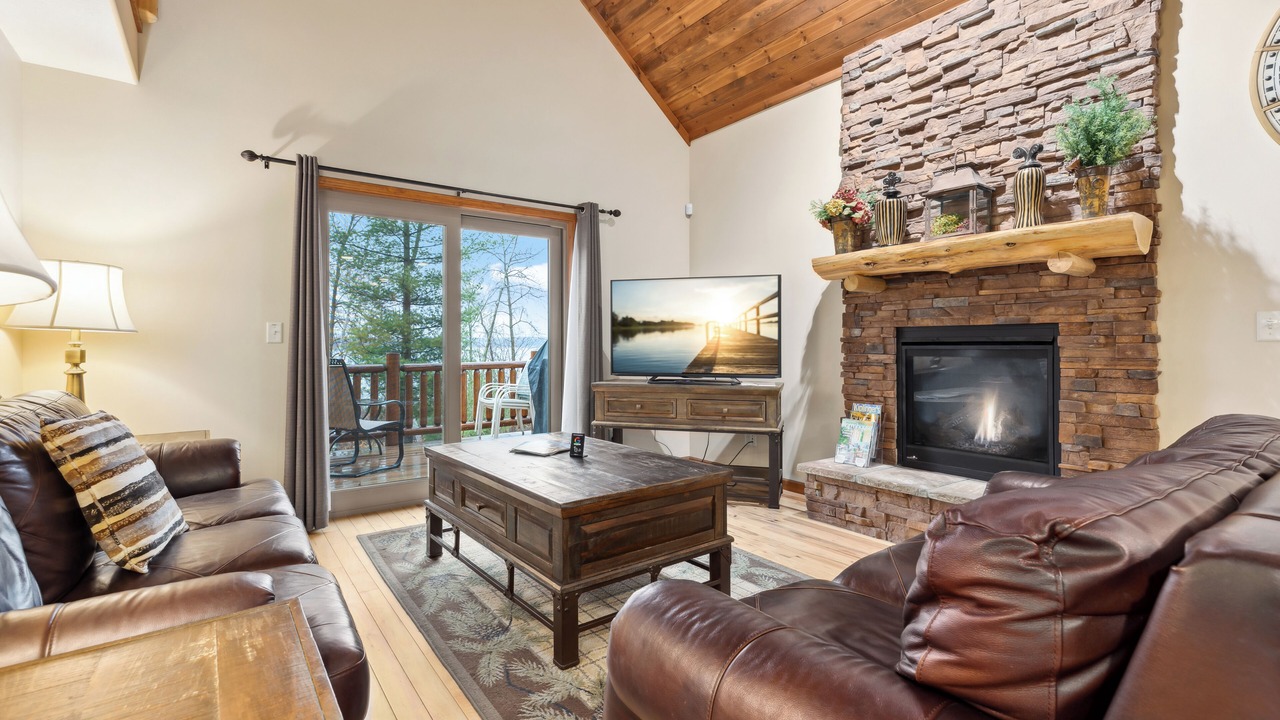 Photo of Livingroom in Pequot Lakes