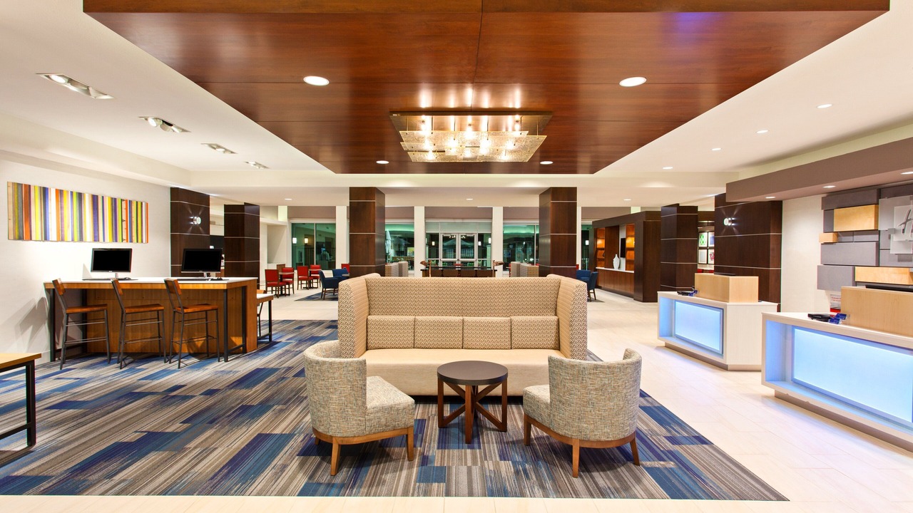 Photo of Livingroom in Braeswood Place