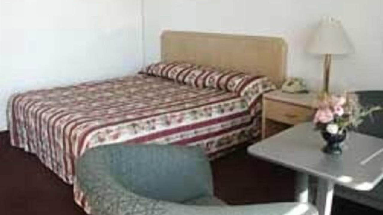Photo of Bedroom in Boron