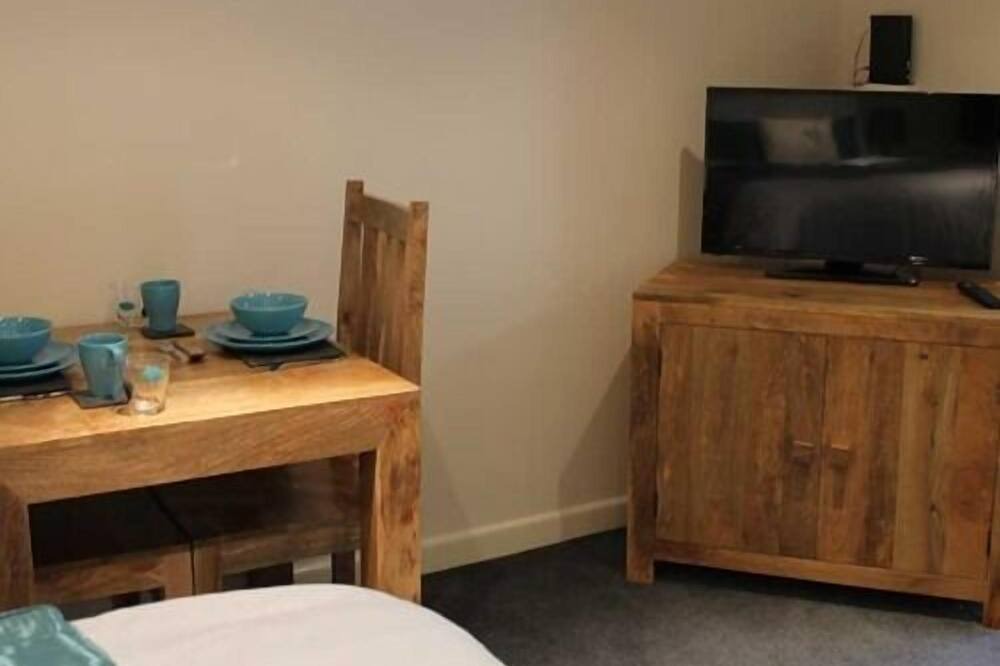 Photo of Bedroom in Gwernymynydd