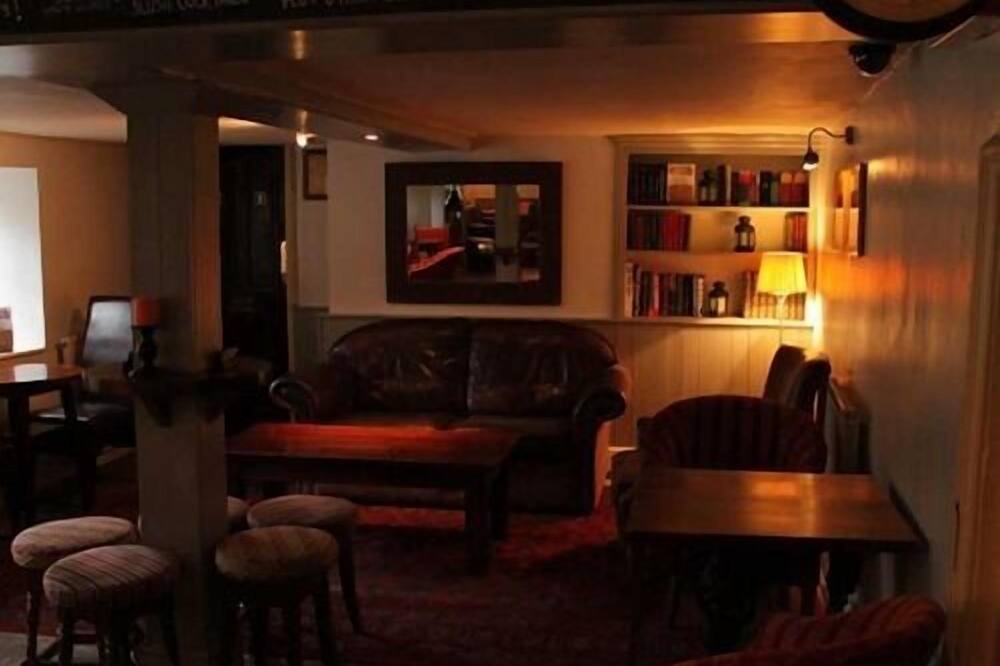 Photo of Others in Gwernymynydd