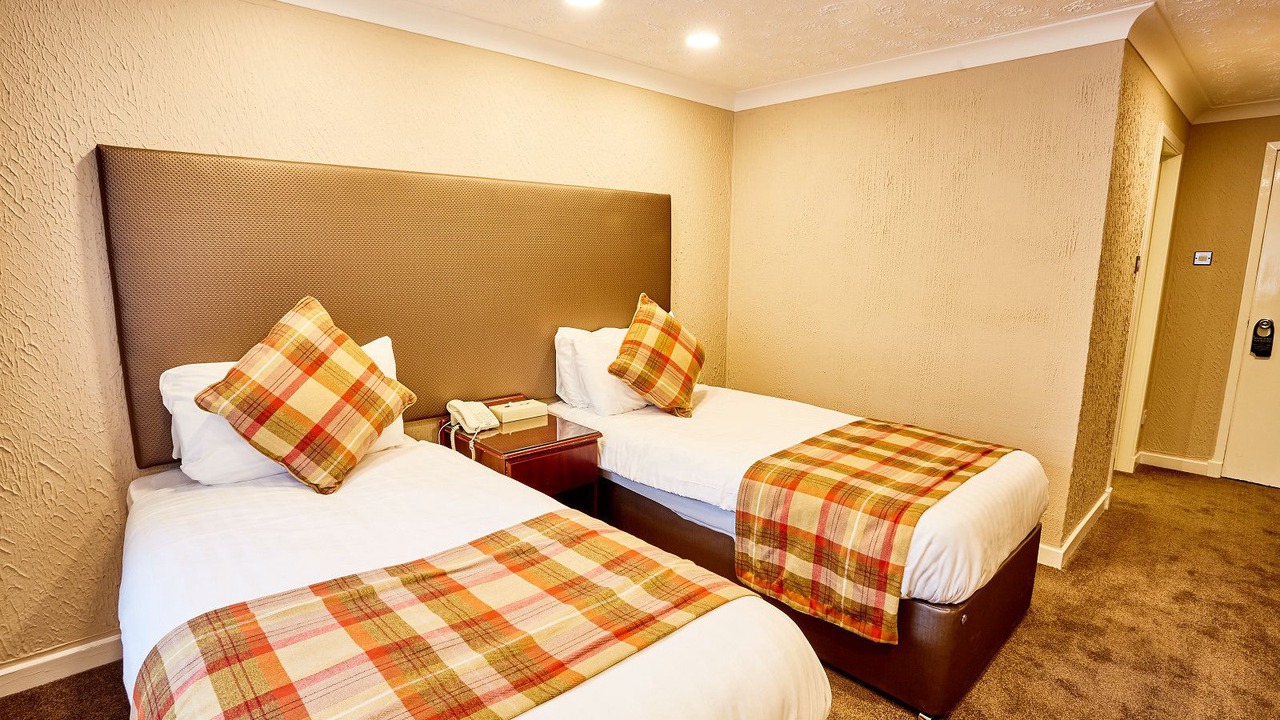 Photo of Others in Dumbarton