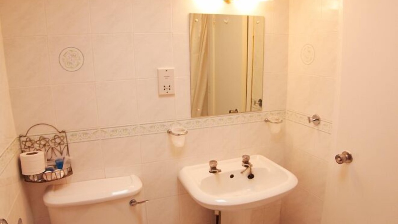 Photo of Others in Dumbarton