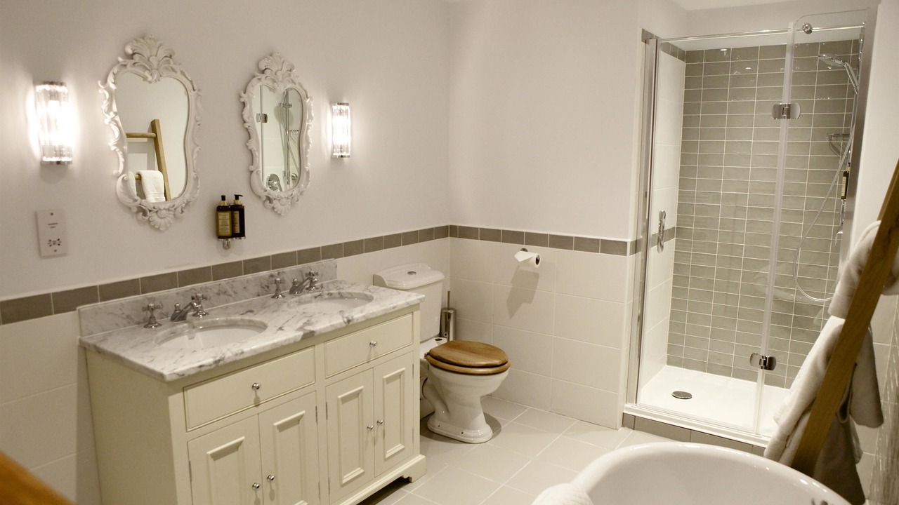 Photo of Bathroom in Warwick Town Centre