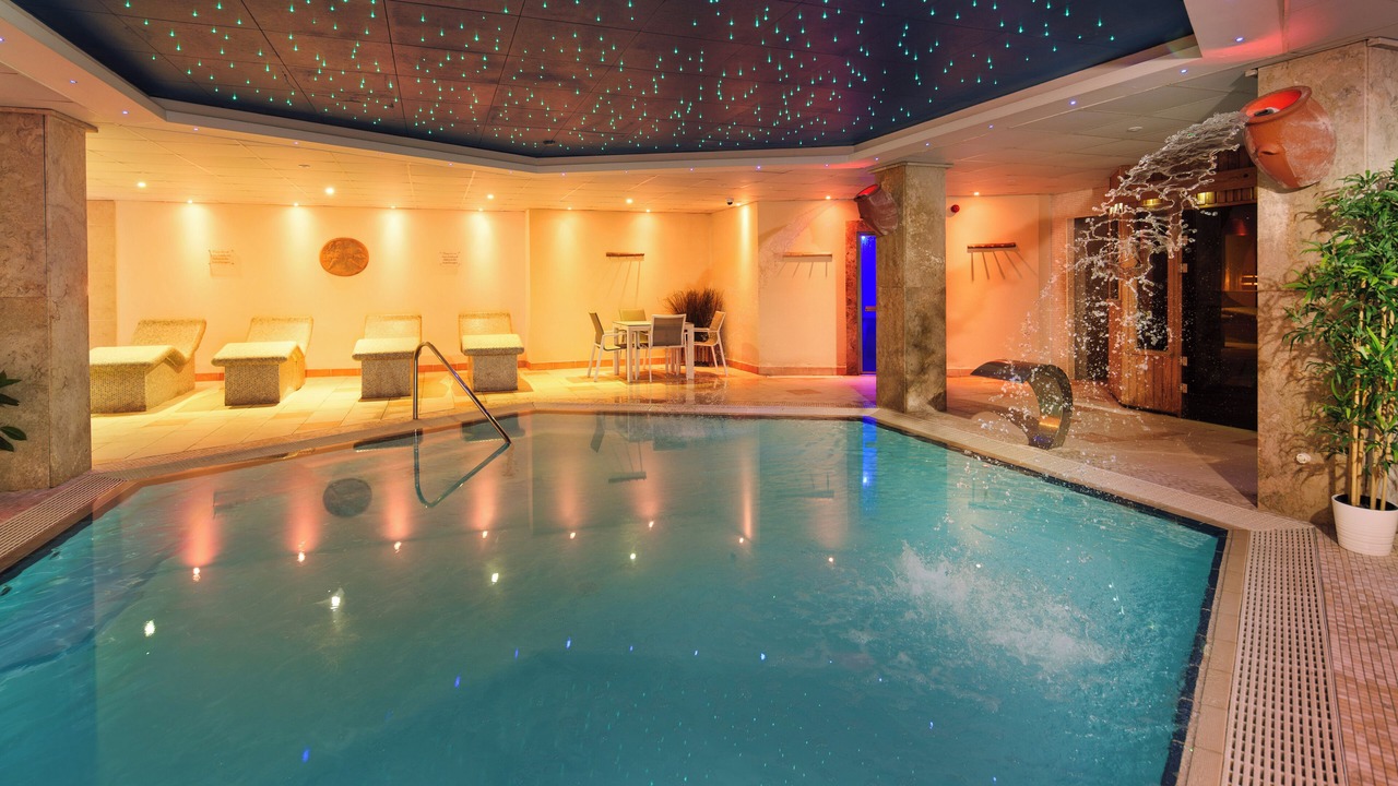 Photo of Bedroom in Gwbert