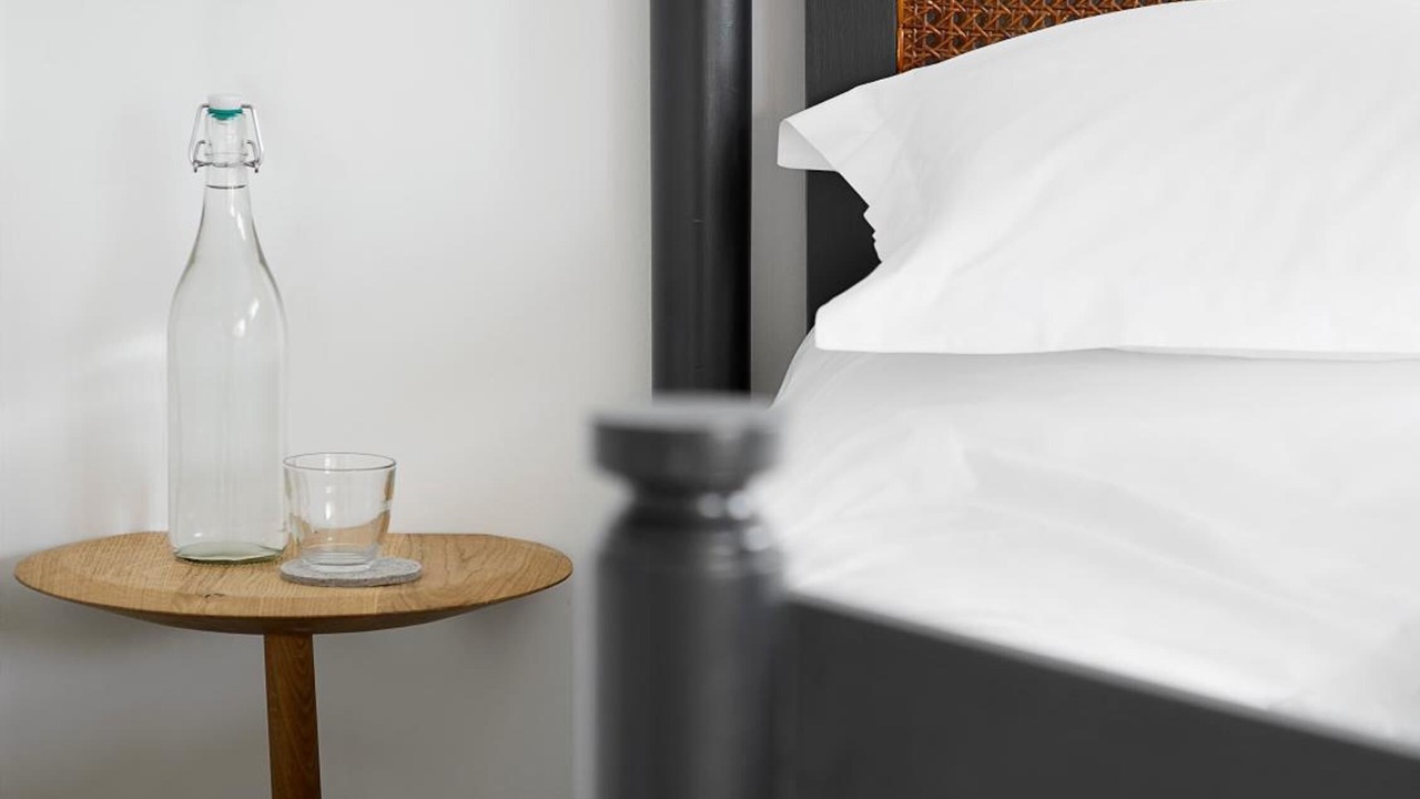 Photo of Others in Ebbesborne Wake