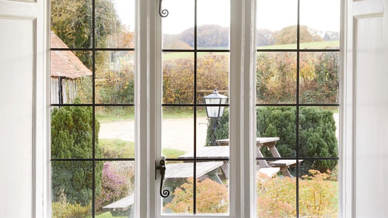 Photo of Others in Ebbesborne Wake