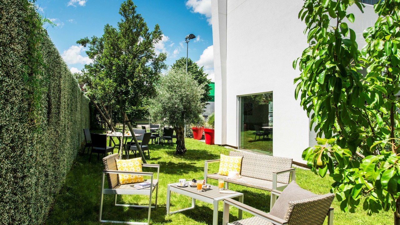 Photo of Others in Meyzieu