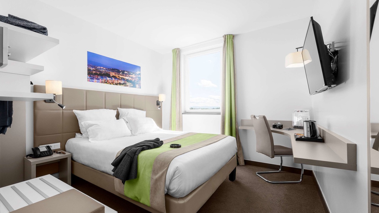 Photo of Bedroom in Meyzieu