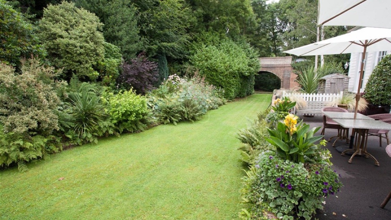 Photo of Others in Petworth