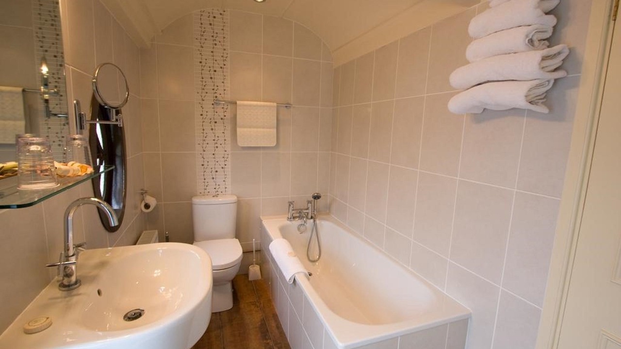 Photo of Bathroom in Petworth