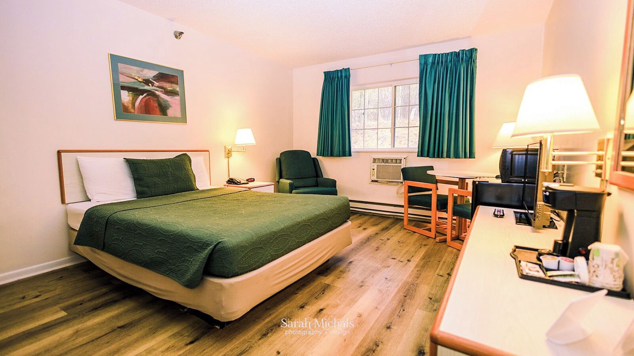 Photo of Bedroom in Iron Mountain