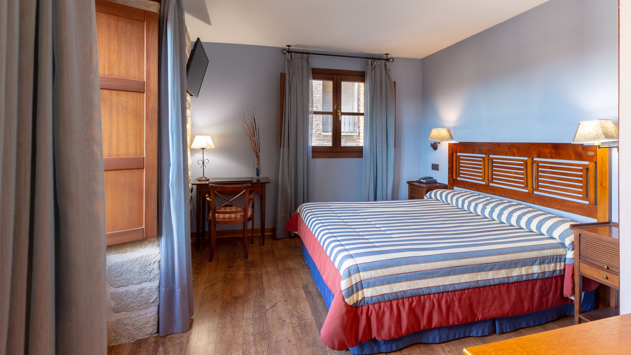 Photo of Bedroom in Viana