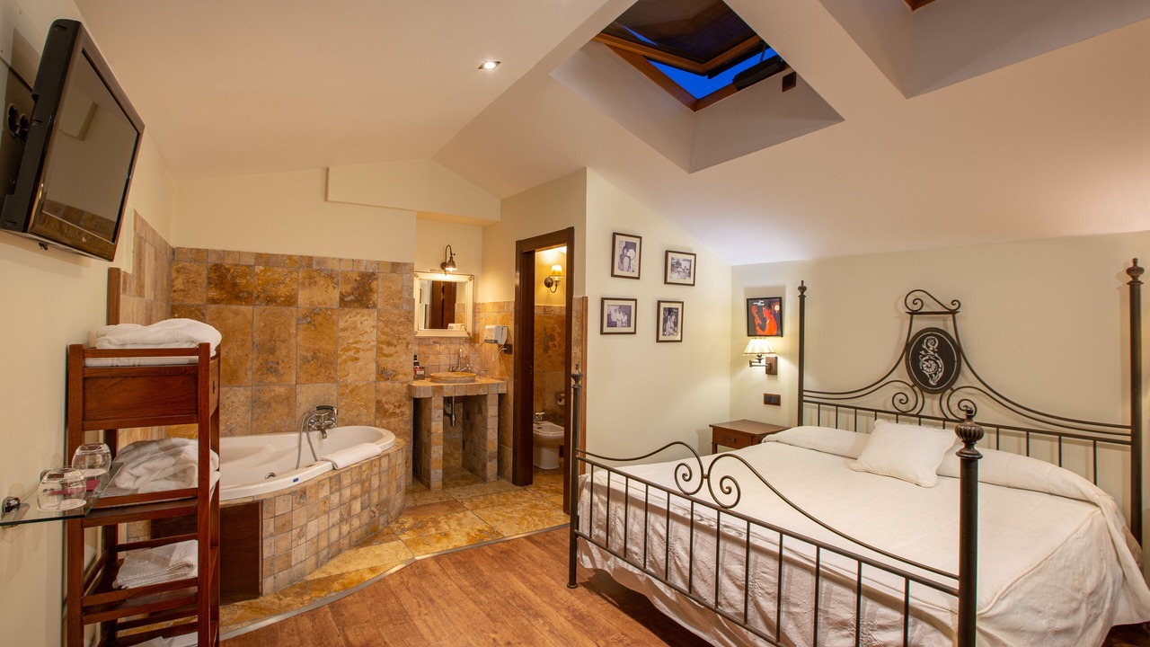 Photo of Bedroom in Viana