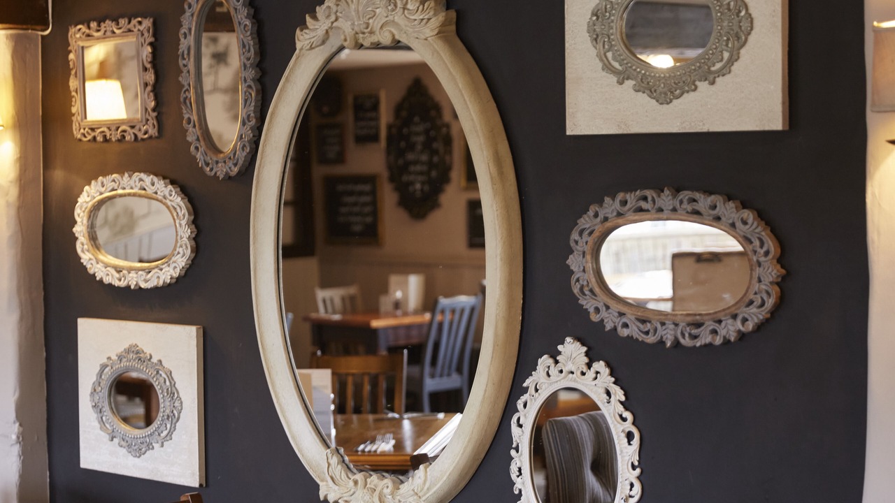 Photo of Others in Chipperfield