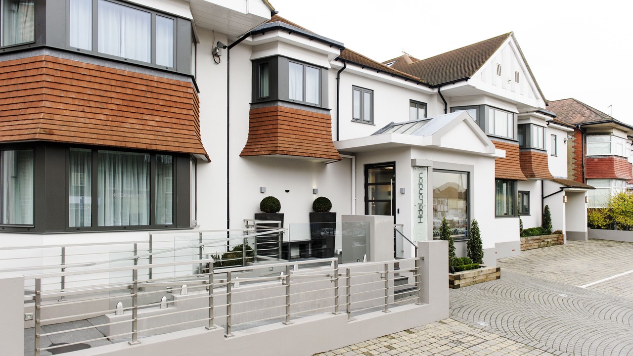 Photo of Outdoor in West Hendon