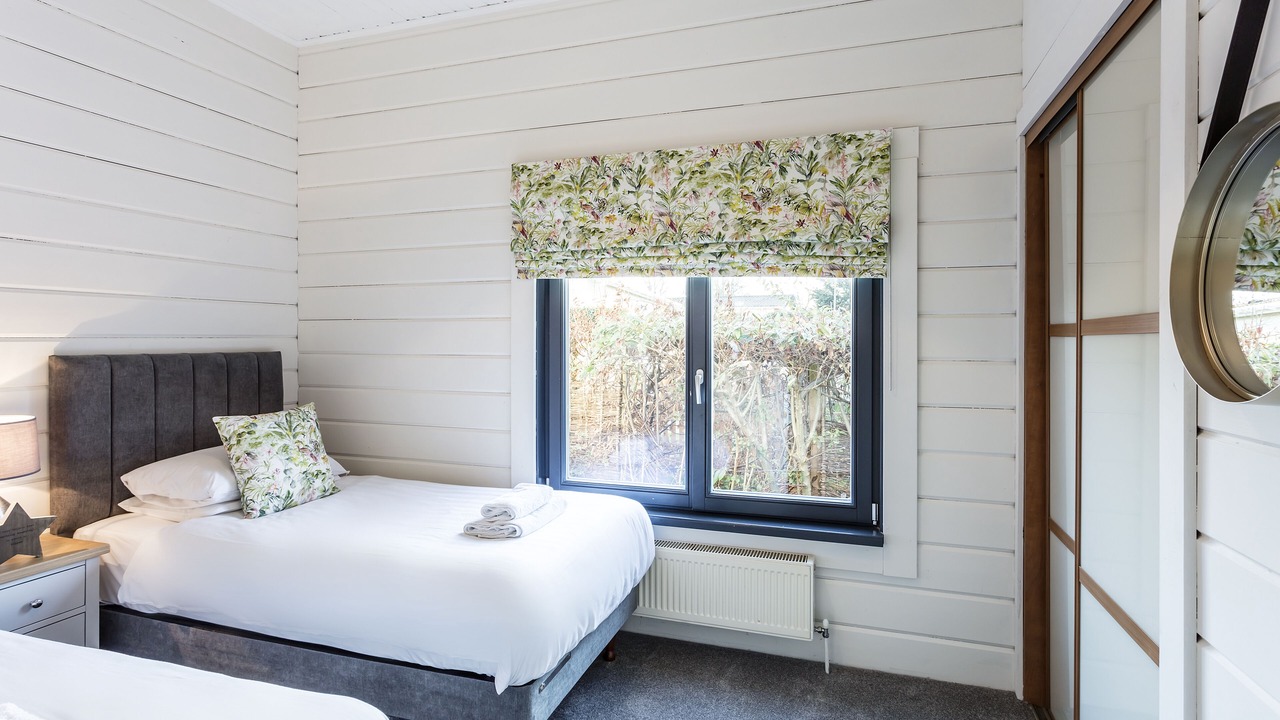 Photo of Others in Harlow