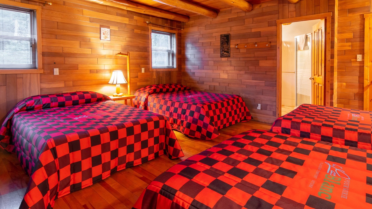 Photo of Bedroom in Saint-Alexis-des-Monts