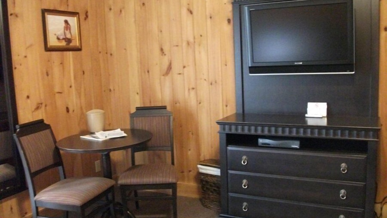 Photo of Bedroom in Saint-Alexis-des-Monts