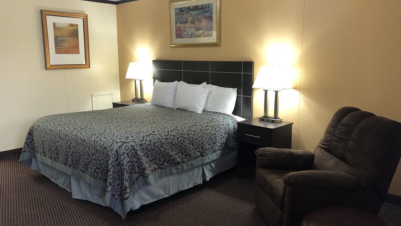Photo of Bedroom in Elk City