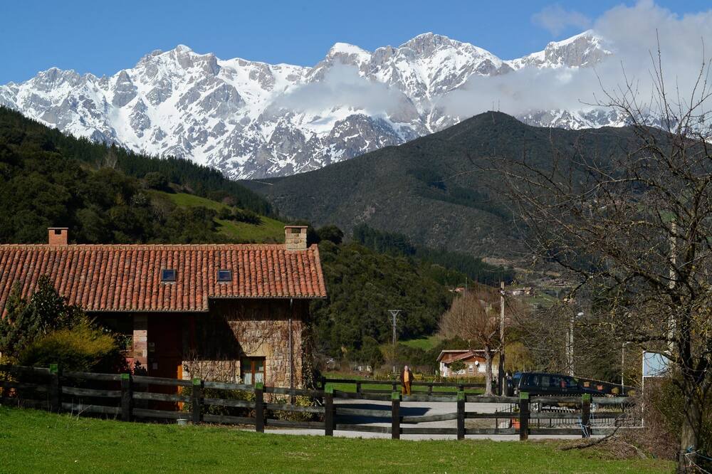 Photo of Outdoor in Frama