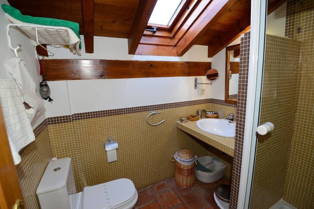 Photo of Bathroom in Frama